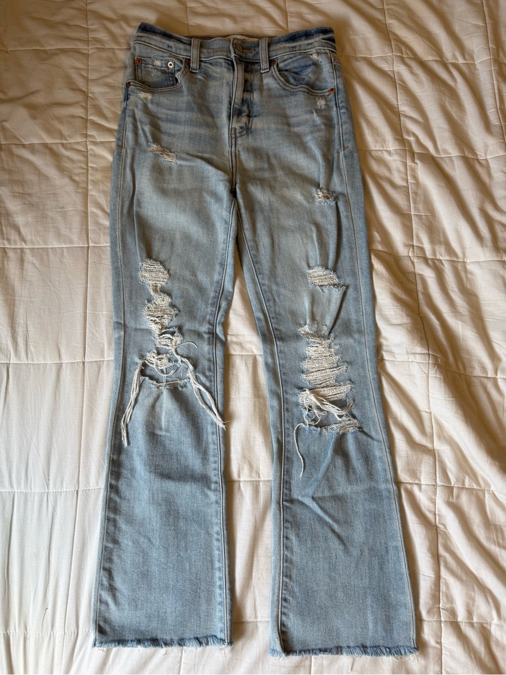 DAZE Distressed Light Wash Raw Hem Jeans Size 25